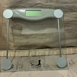 See-through Glass Body Scale